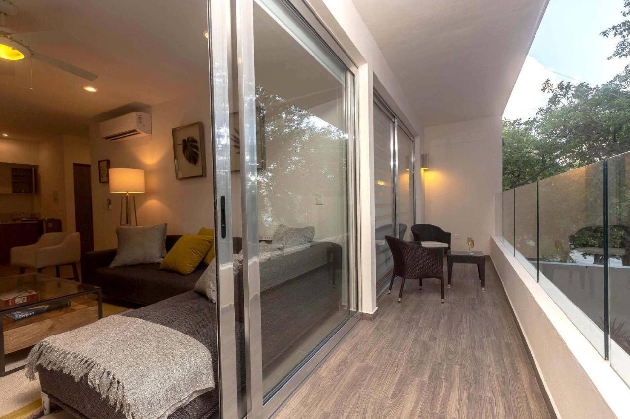 One Br Great Location, Large Roof Pool With Beautiful Views, Gym Included! Сasa de vacaciones